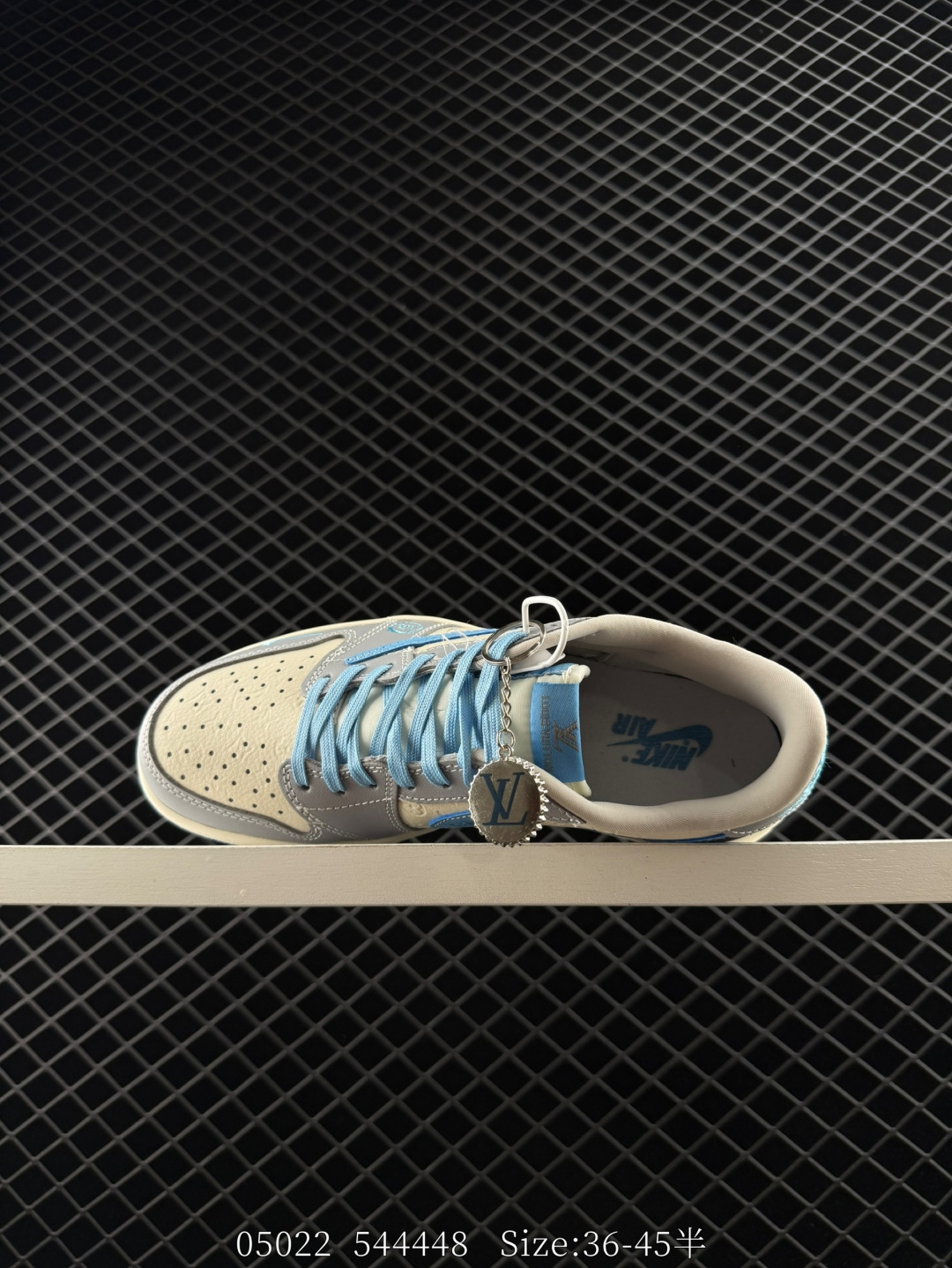 Travis Scott x Air Jordan 1 ” Reverse Mocha “